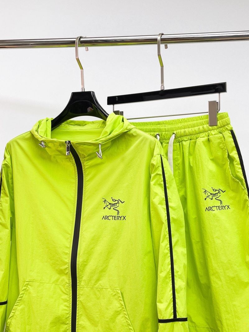 Arcteryx Sunscreen Jacket